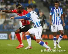 法兰克福客场逆转失败,德甲争冠形势严峻